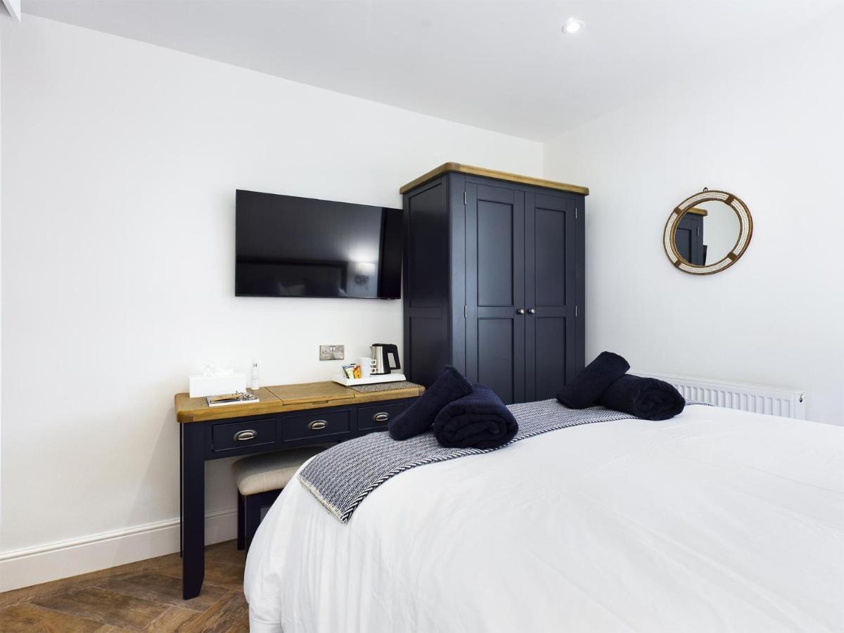 Driftwood Boutique Guest House Rhosneigr Exterior photo